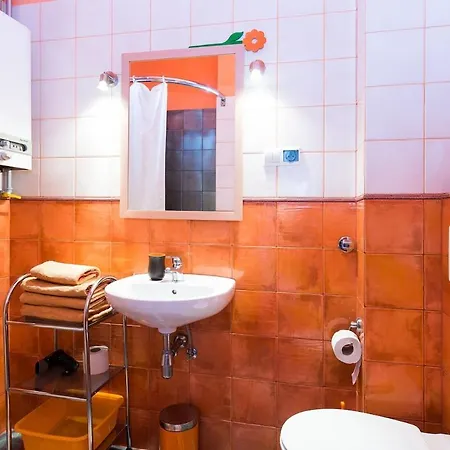 Appartement Nicholas Medieval Charm By The Main Square